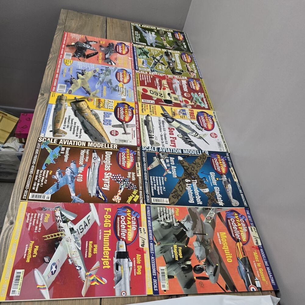 LOT of 11 - Scale Aviation Modeller International magazines SM30